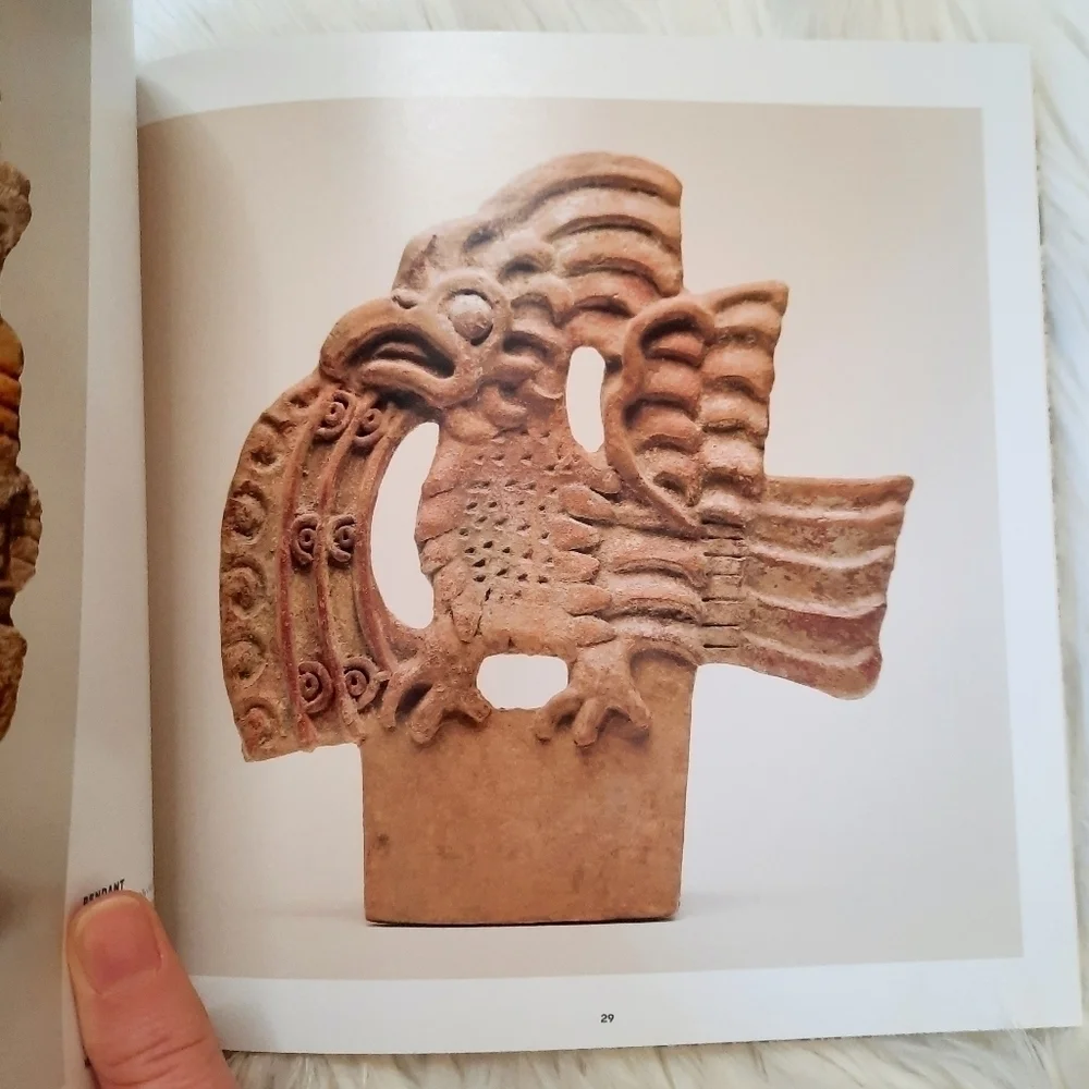 City of Water Teotihuacan Coffee Table Art Book & Magnet Set